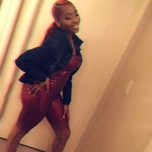 Meet your Posher, Yasmin